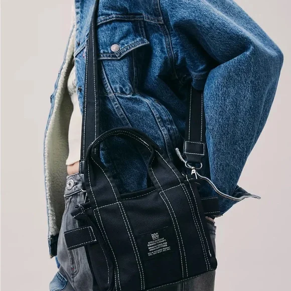 BDG serena mini tote bag from urban outfitters - Picture 2 of 12